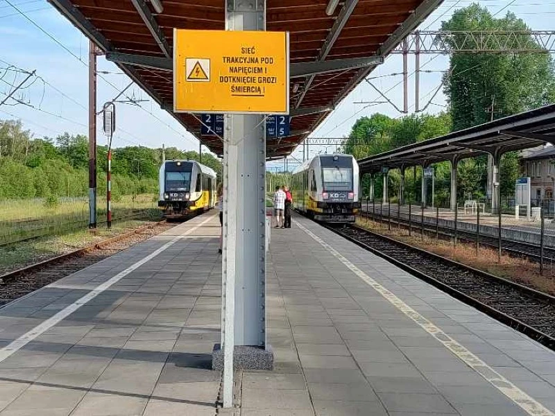 Przesiadka na stacji Gryf&oacute;w Śląski