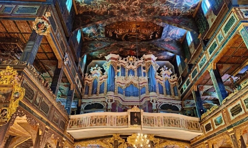 Wnętrze Kościoła Pokoju
