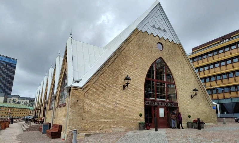 Hala rybna Feskek&ouml;rka