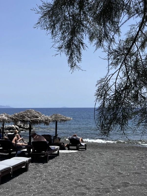 Rajska plaża w Perissie