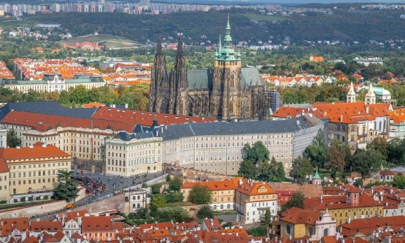 Widok na Zamek Praski i Katedrę św. Wita