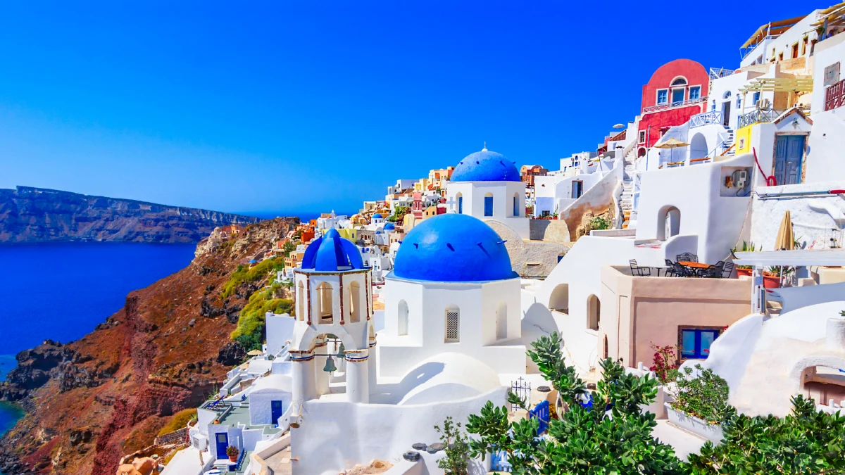 Santorini. TOP 8 miejsc, które musisz odwiedzić na greckiej wyspie Santorini [PRZEWODNIK]