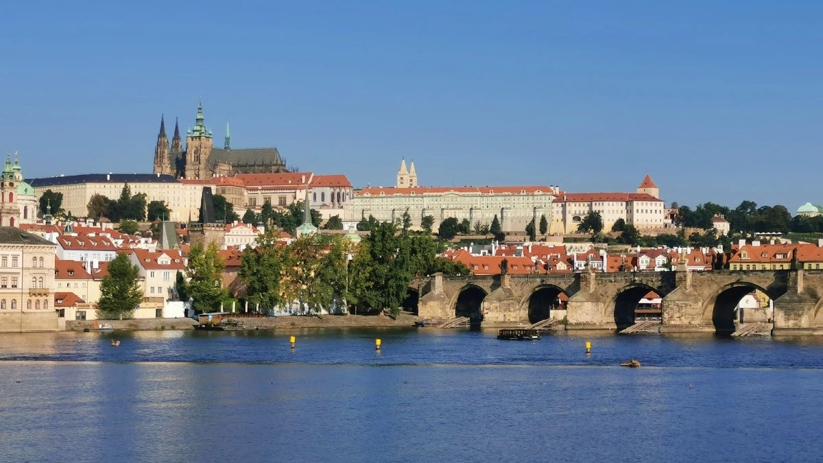 Praga. Jedno z najpiękniejszych miast Europy [PRZEWODNIK]