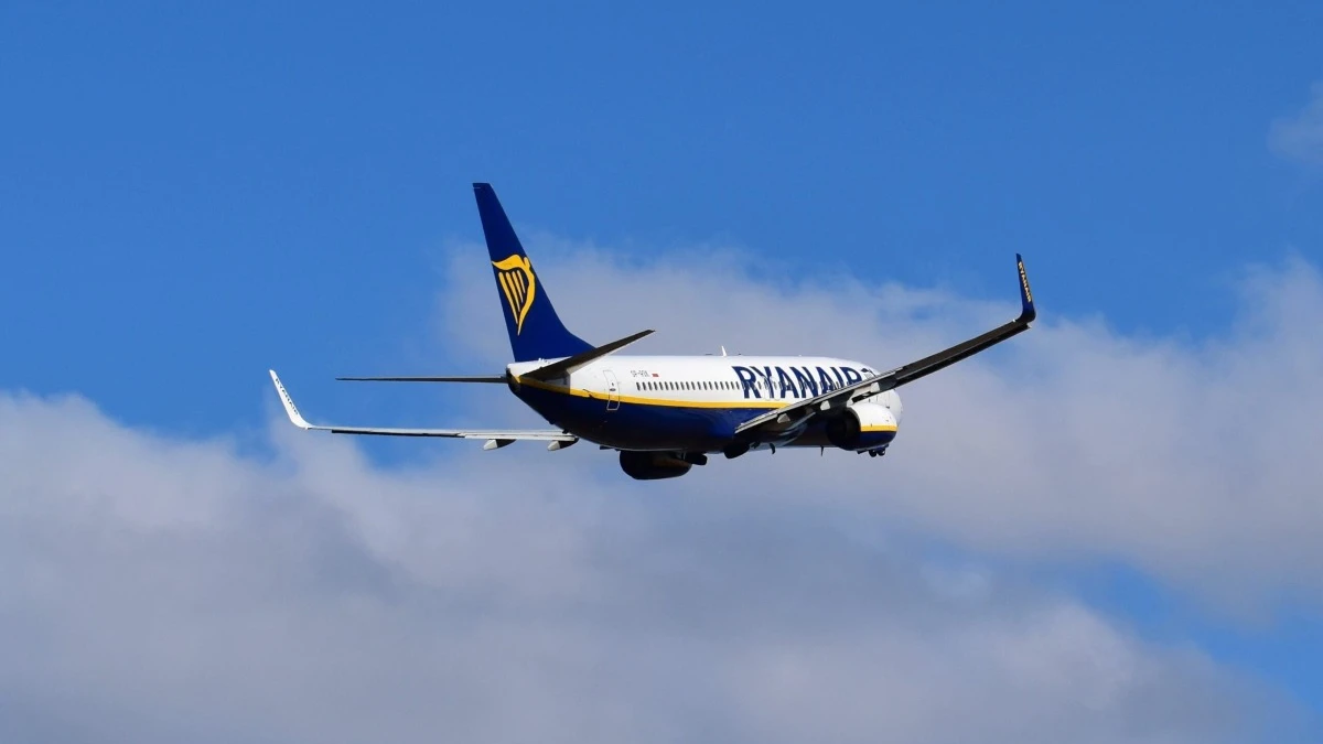 Ranking linii lotniczych. Ryanair, Wizz Air i LOT rządzą polskim niebem